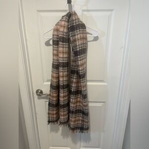 EMANUEL GERALDO Plaid Blanket Scarf in Brown, White, and Pink